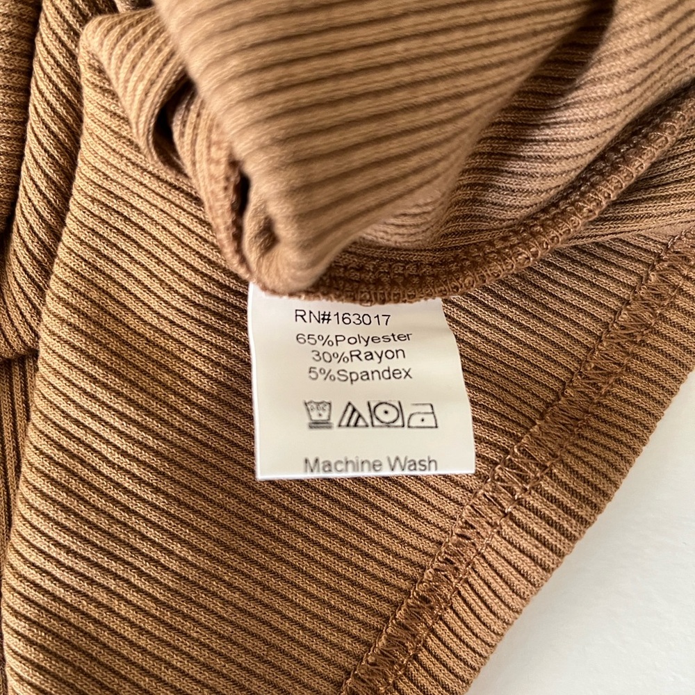 Princess Polly | NWT Darlington Sleeveless Crop Top - Picture 7 of 10